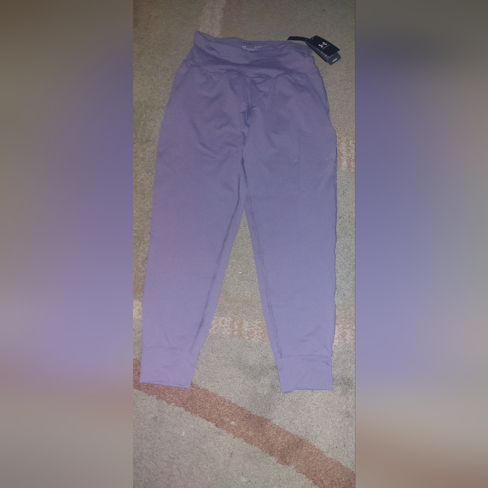 NWT Under Armour Joggers M